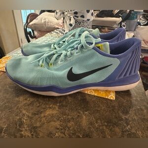 Nike size 6 youth aqua and purple very pretty colors GUC